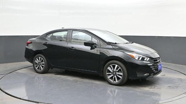 2023 Nissan Versa SV