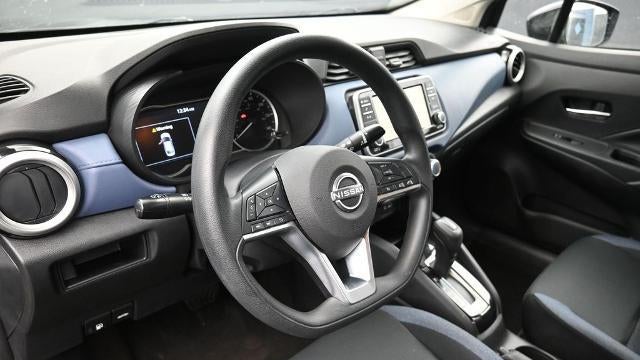 2023 Nissan Versa SV