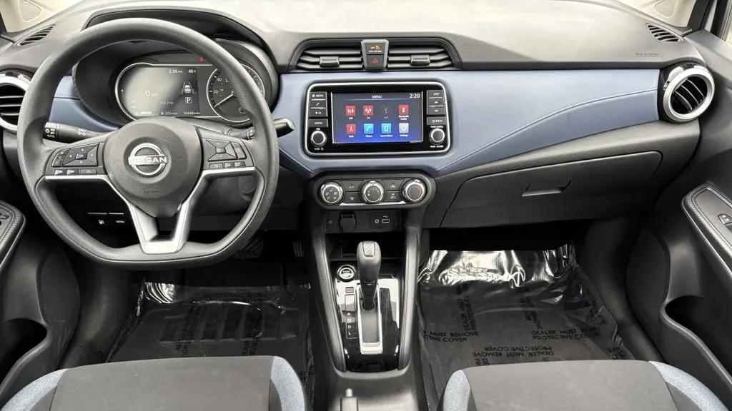 2023 Nissan Versa SV
