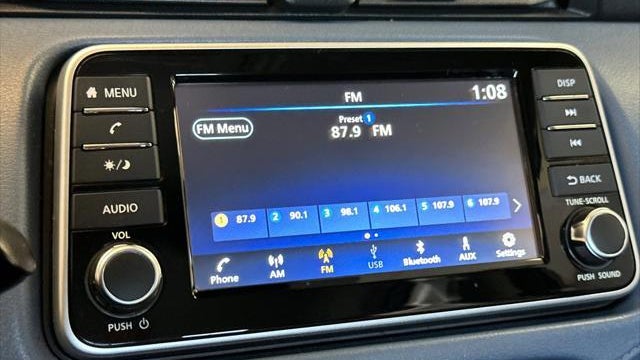 2025 Nissan Versa SV