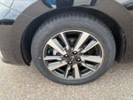 2025 Versa Thumbnail 11