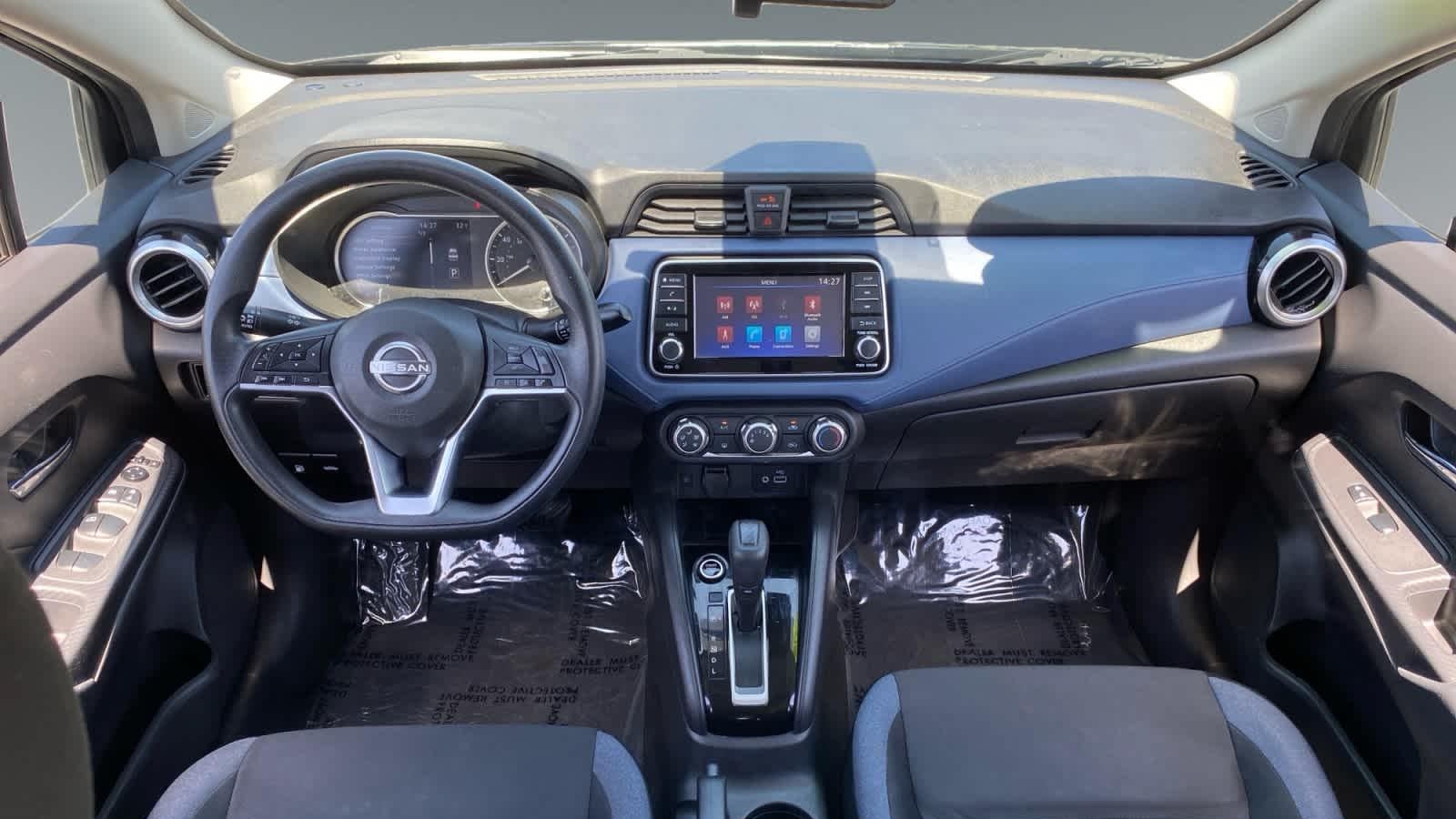 2023 Nissan Versa SV