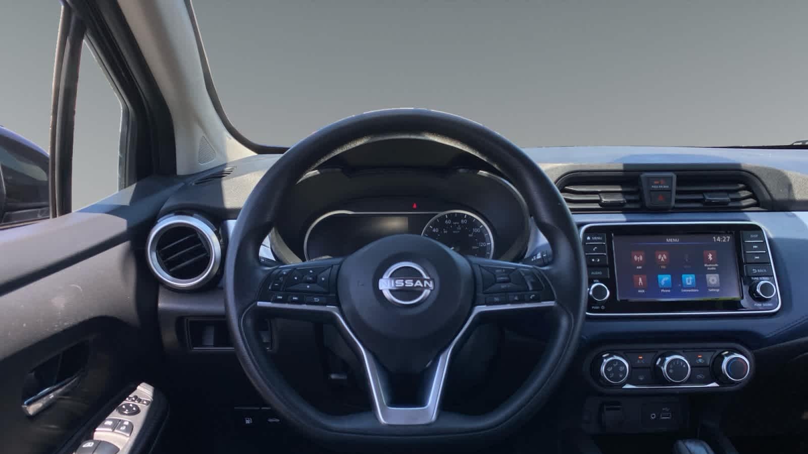 2023 Nissan Versa SV