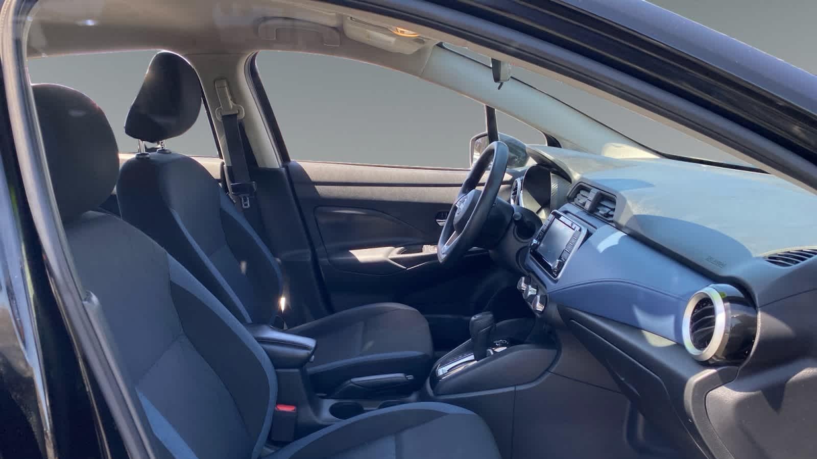 2023 Nissan Versa SV