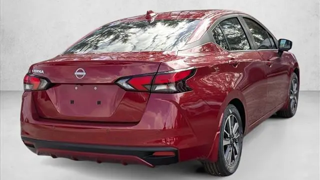 2025 Nissan Versa SV