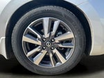 2020 Versa Thumbnail 19