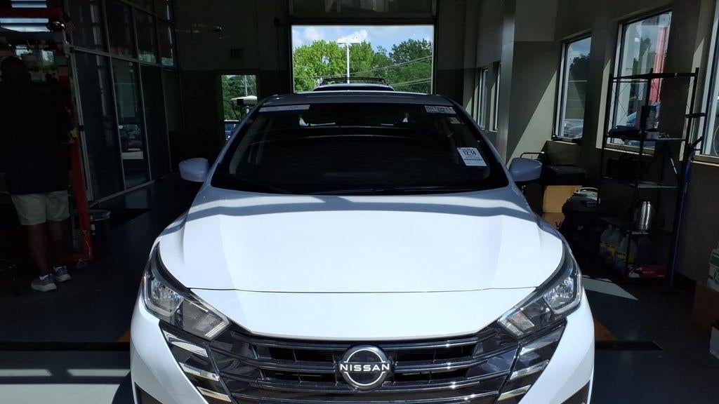 2024 Nissan Versa SV