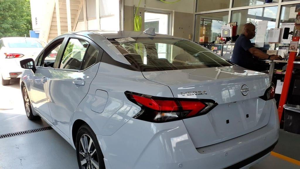 2024 Nissan Versa SV