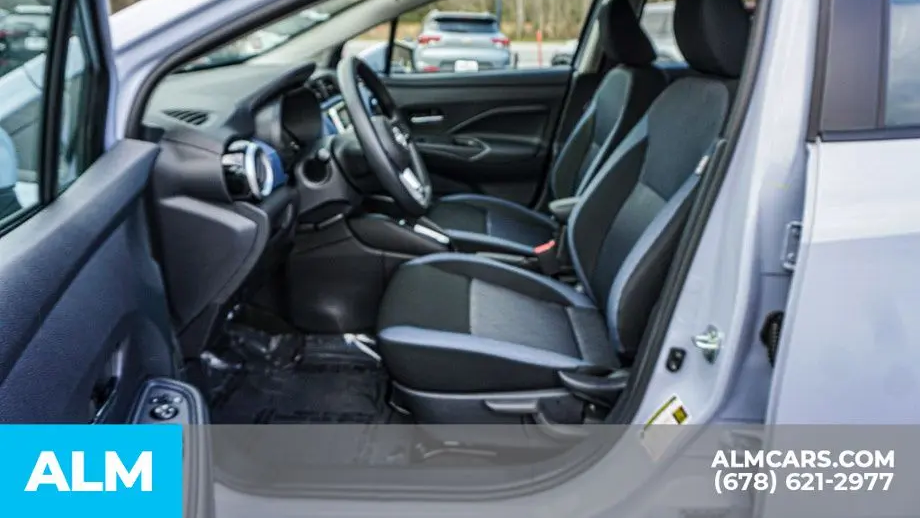 2025 Nissan Versa SV