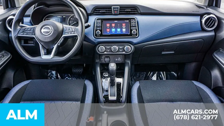 2025 Nissan Versa SV