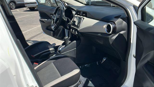 2022 Nissan Versa SV