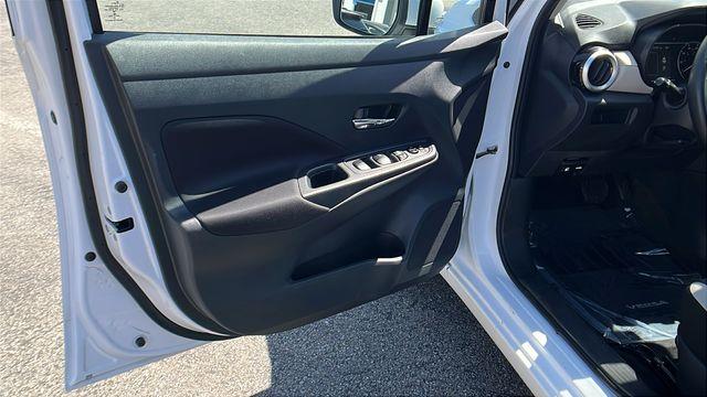 2022 Nissan Versa SV