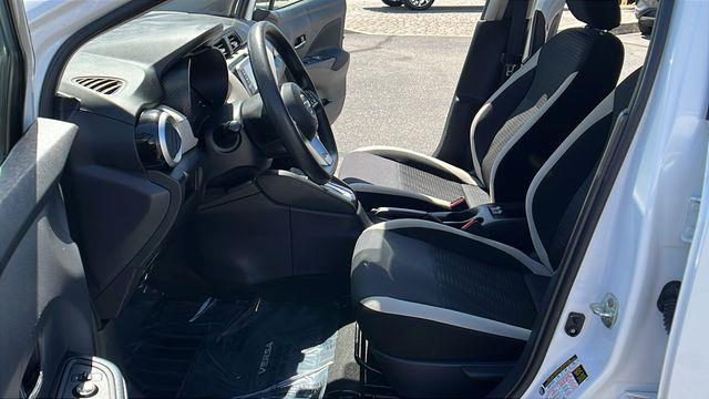 2022 Nissan Versa SV