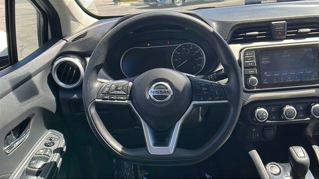 2022 Nissan Versa SV