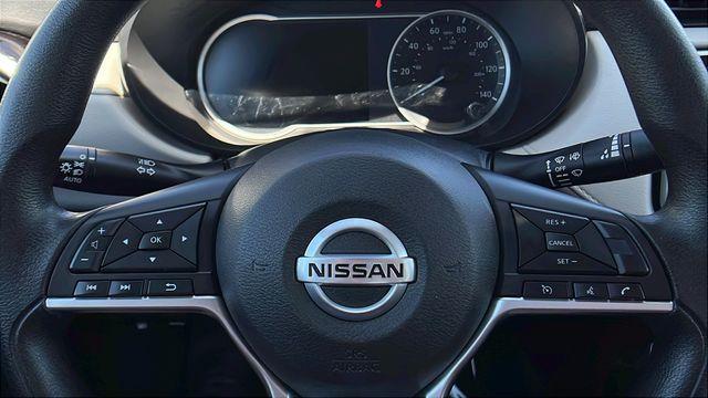 2022 Nissan Versa SV