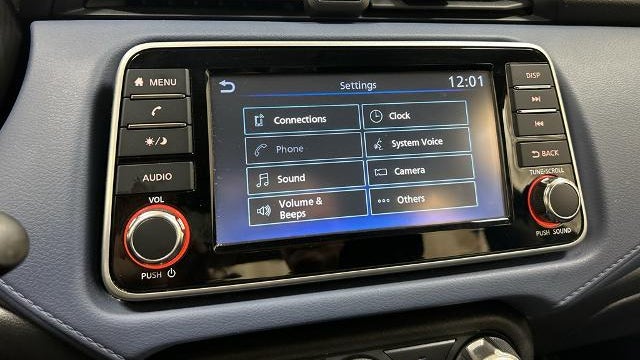 2024 Nissan Versa SV