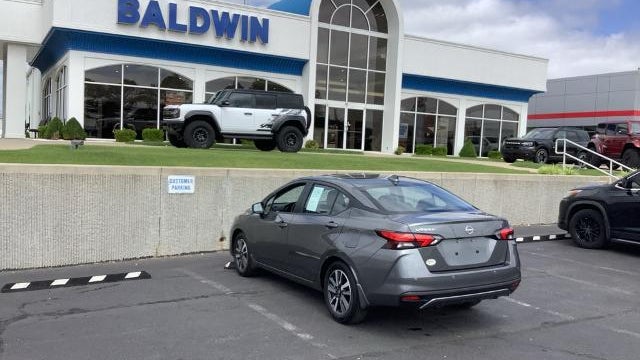 2025 Nissan Versa SV