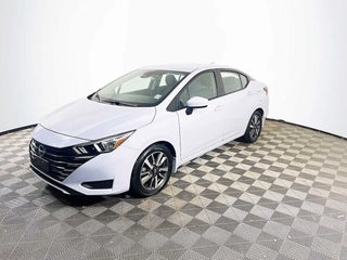 2023 Nissan Versa with Gray Sky Pearl Exterior
