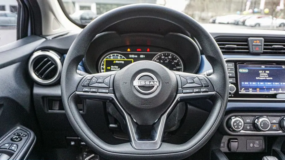 2025 Nissan Versa SV