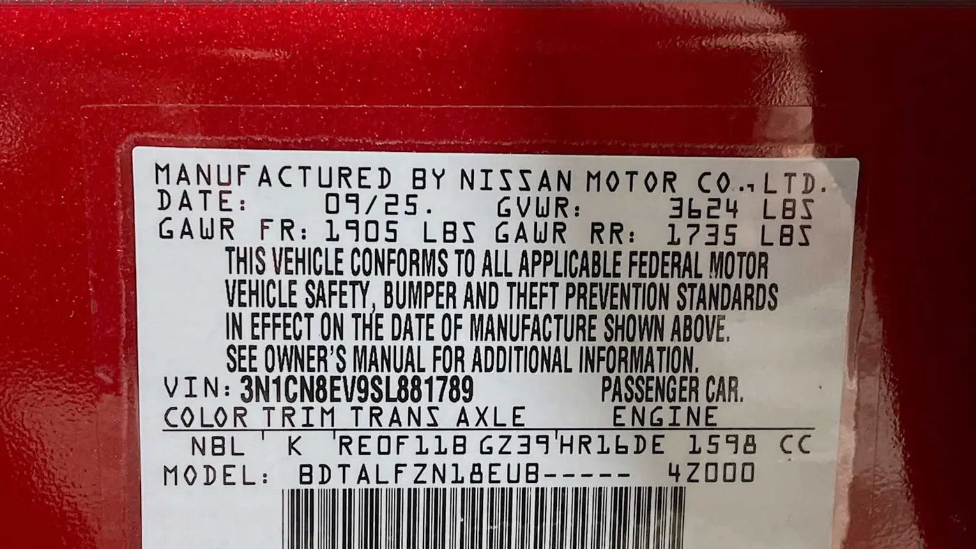 2025 Nissan Versa SV