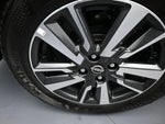 2025 Versa Thumbnail 35