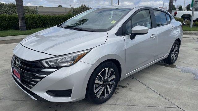 2025 Nissan Versa SV