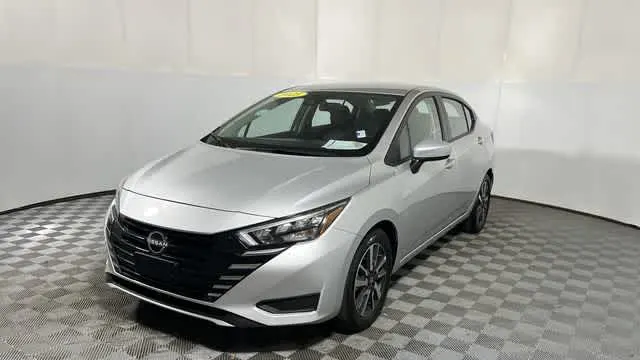 2025 Nissan Versa SV