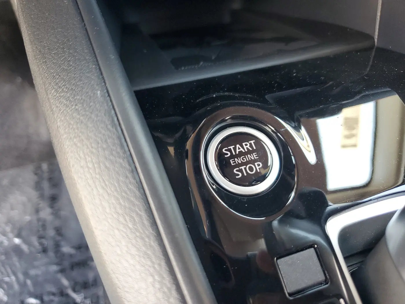2025 Nissan Versa - $18,670