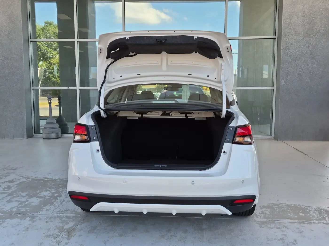 2024 Nissan Versa - $17,937
