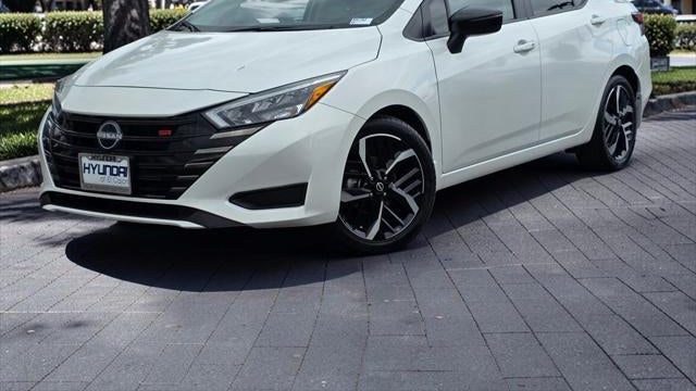 2025 Nissan Versa SR
