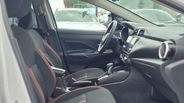 2025 Nissan Versa SR