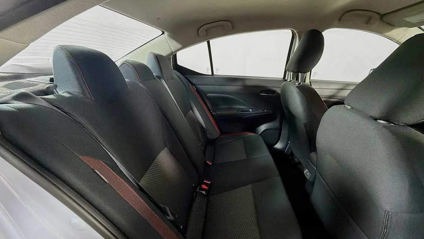 2025 Nissan Versa SR