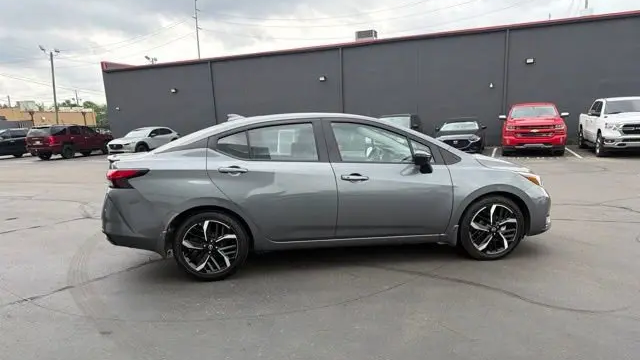 2025 Nissan Versa SR