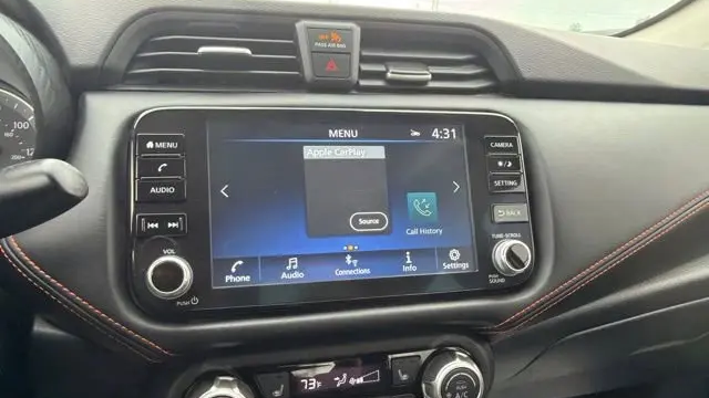 2025 Nissan Versa SR