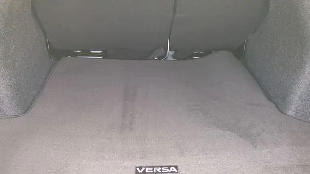2023 Nissan Versa SR