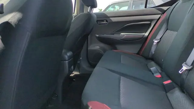 2023 Nissan Versa SR