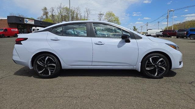 2025 Nissan Versa SR