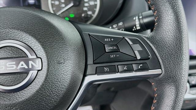 2024 Nissan Versa SR