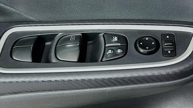 2024 Nissan Versa SR