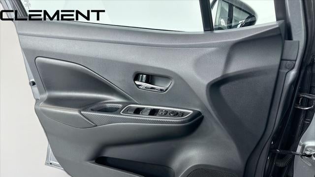 2024 Nissan Versa SR