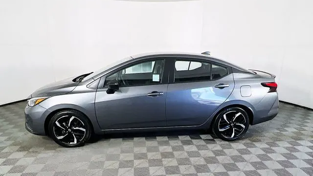 2024 Nissan Versa SR