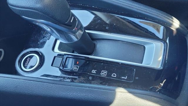 2020 Nissan Versa SR