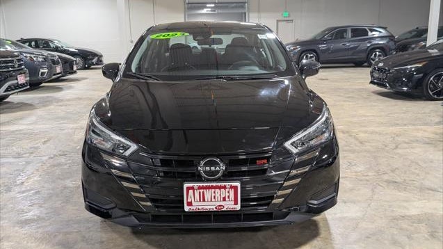2023 Nissan Versa SR