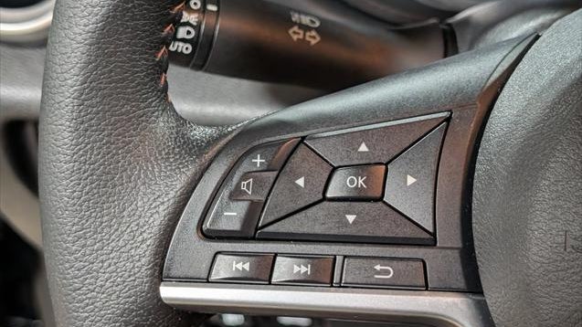2023 Nissan Versa SR