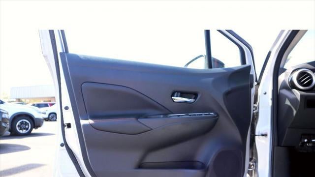 2025 Nissan Versa SR