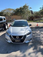 2021 Versa Thumbnail 2