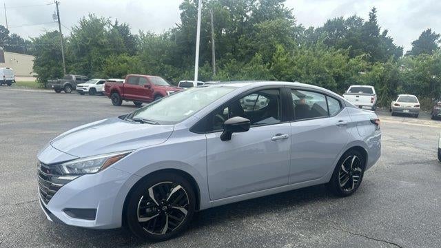 2024 Nissan Versa SR