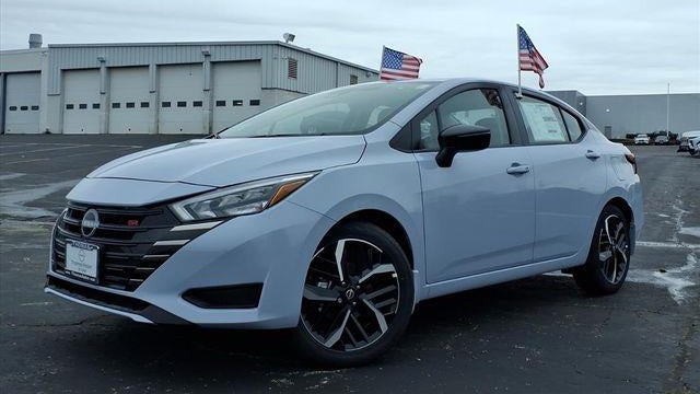 2025 Nissan Versa SR
