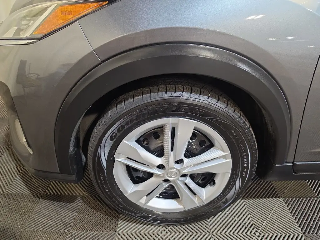 2023 Nissan Kicks - $15,144