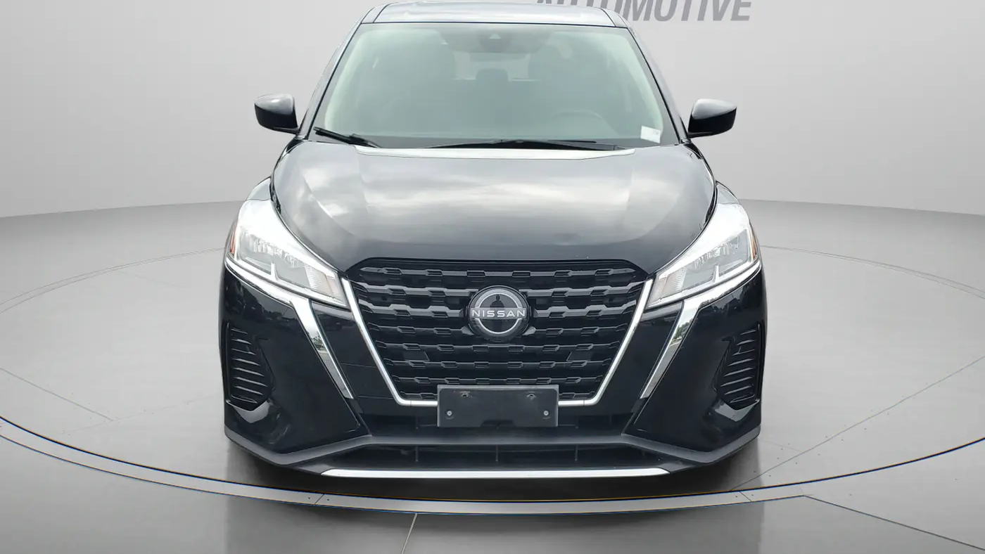 2023 Nissan Kicks S